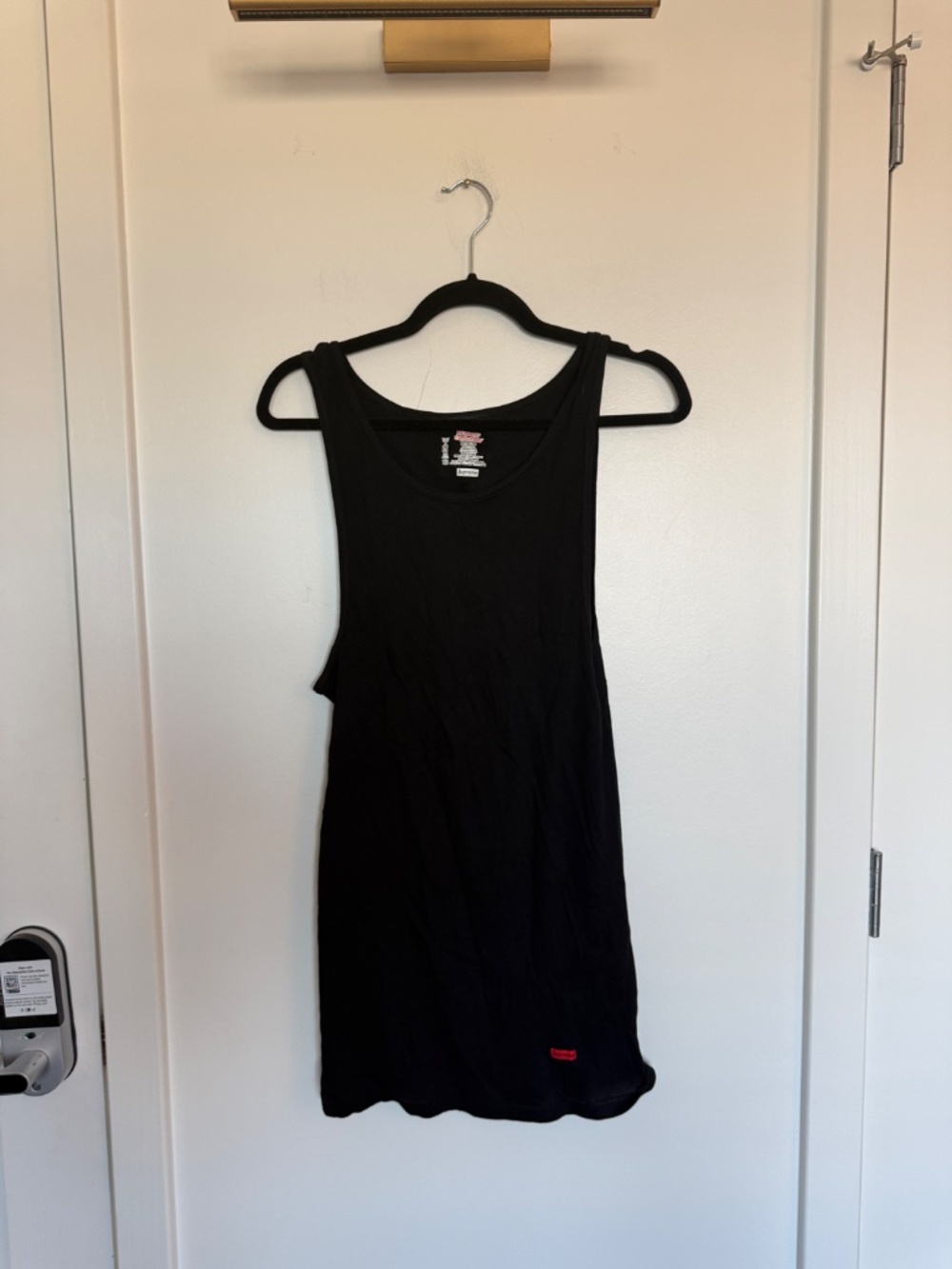 3 x supreme singlets - Picture 4 of 4